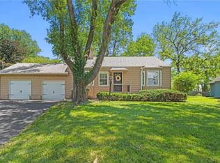 5545 Flint St, Shawnee, KS 66203