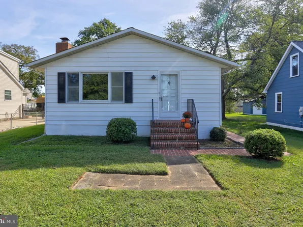 207 Greenland Beach Rd, Baltimore, MD 21226