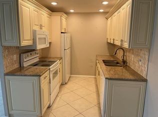 1034 Cornwall Dr #B, Boca Raton, FL 33434