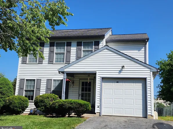 312 Race St, Bainbridge, PA 17502