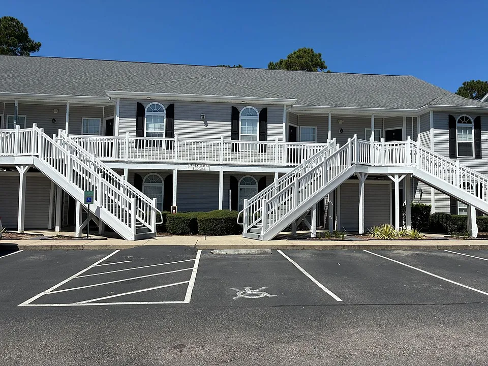 124 Westhaven Dr #3G