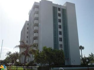 3210 SE 10th St APT 6E, Pompano Beach, FL 33062