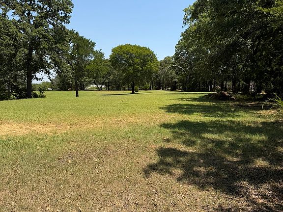 2nd image of 2300 Spring Mountain Rd