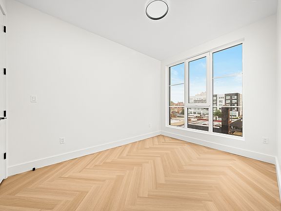 5th image of 34-16 38th St #5703