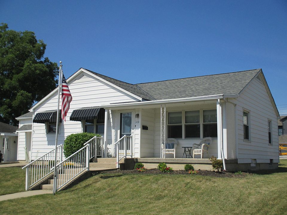 1st image of 109  N. Water Street
