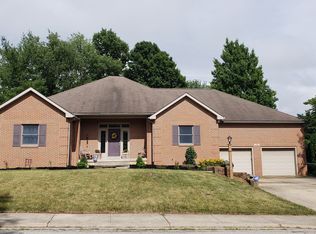 126 N Courtney Dr, Connersville, IN 47331