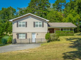 8031 Middle Valley Rd, Hixson, TN 37343