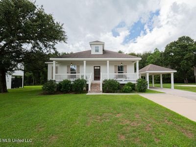 121 Mollere Dr, Waveland, MS, 39576