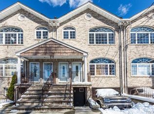 1260 Hobart Ave, Bronx, NY 10461