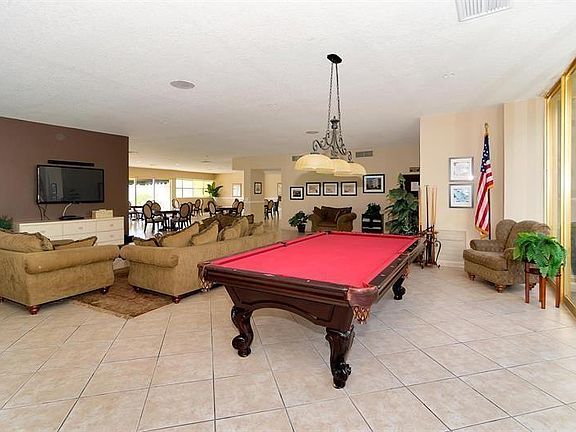4th image of 100 Golden Isles Dr APT 809