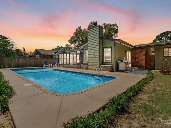 5790 San Gabriel Dr, Pensacola, FL 32504