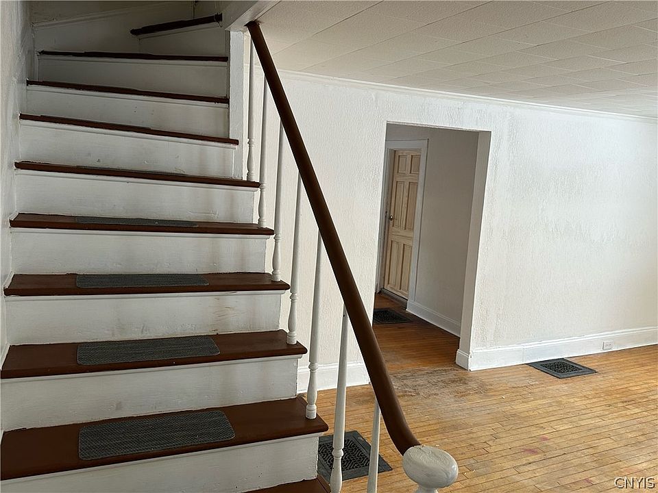 20 er Ave, Ilion, NY 13357 MLS S1449714 Zillow