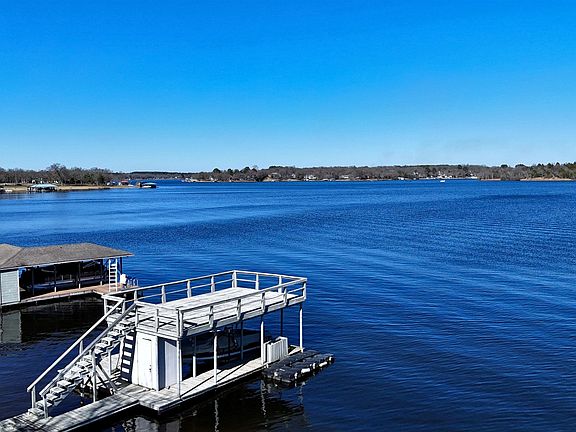 4th image of 7811 Double Oaks Rd