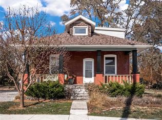 721 S 11th St, Belleville, IL