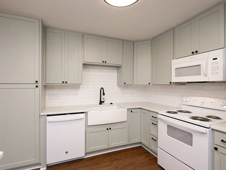 10117 Shades Rd SE — Photo 8
