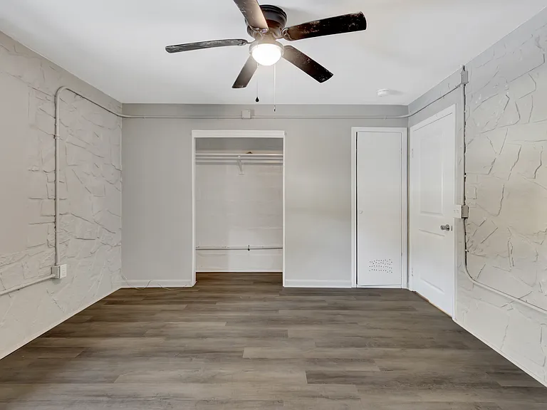 2751 Malvern Ave — Photo 4