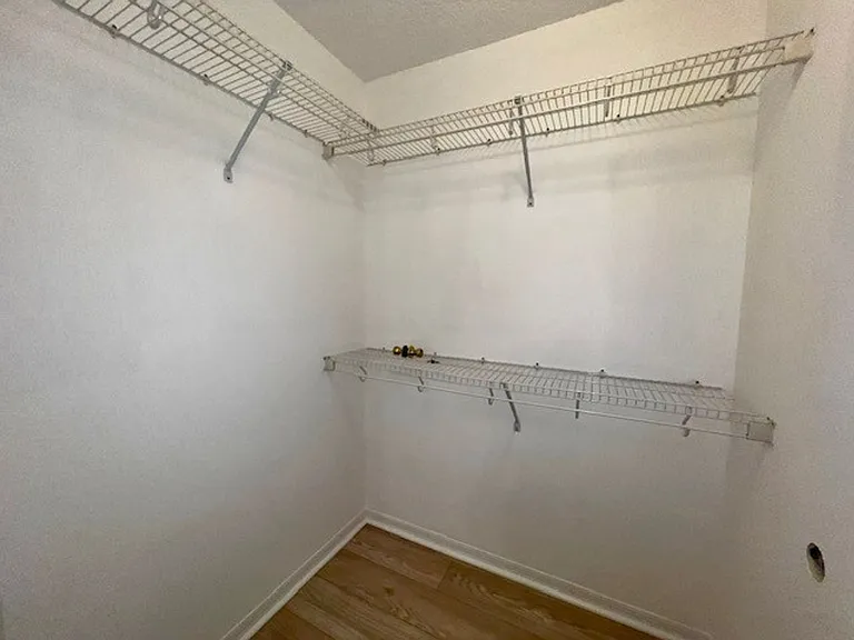 2024 Donegan Pl — Photo 32