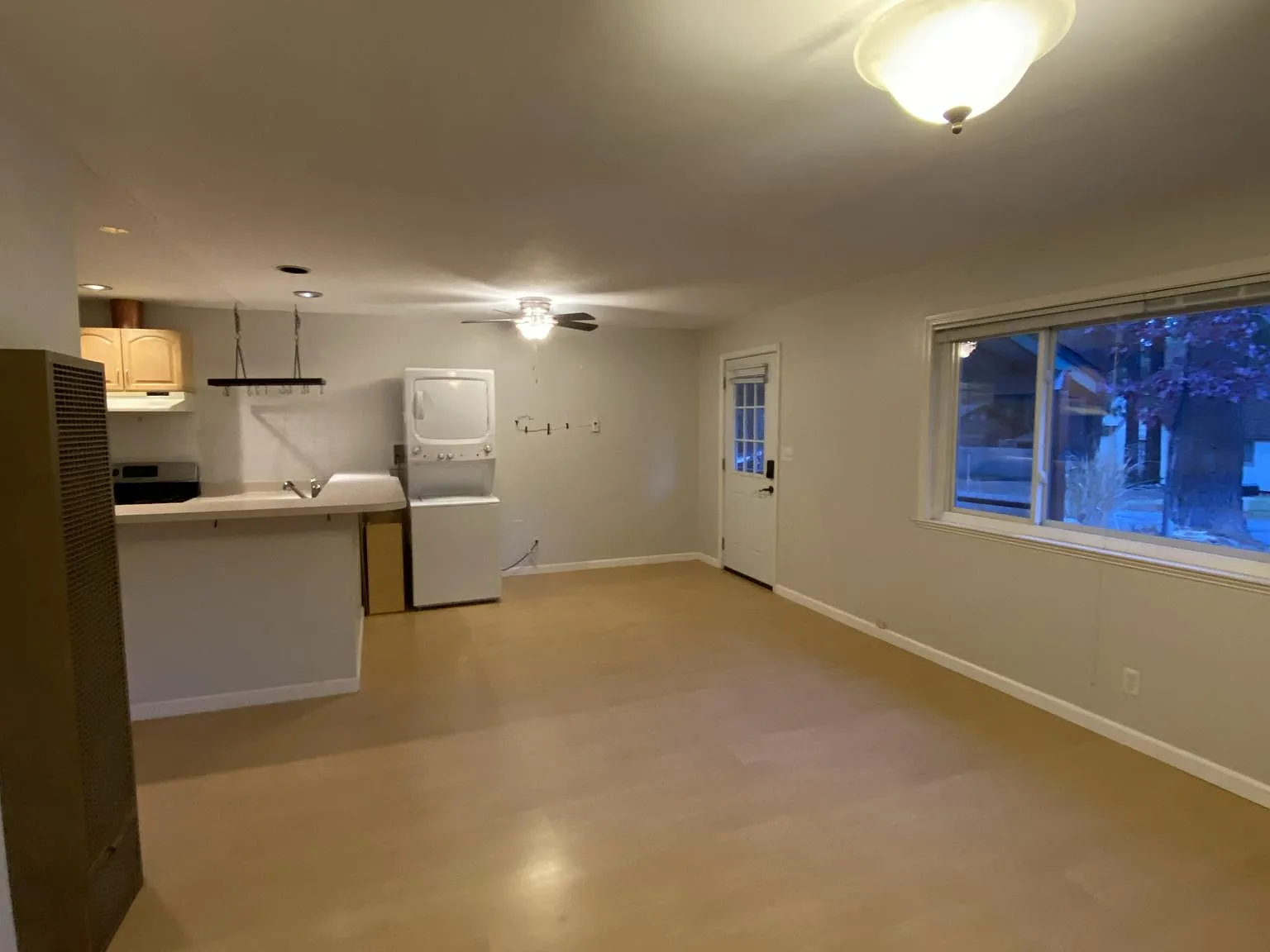 2 bed, 800 sqft, $1,985 — Photo 4