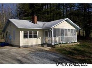 3000 E Fork Rd, Brevard, NC 28712