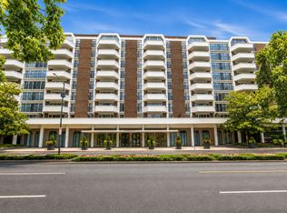 700 7th St SW APT 137, Washington, DC 20024