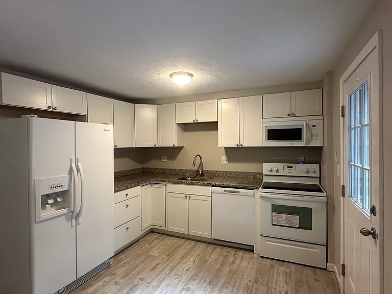 Winding Trail Pl — Photo 2