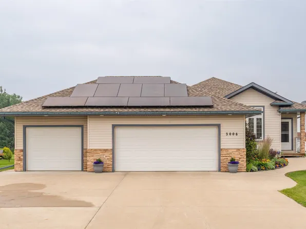 3006 Red Fox Dr, Cold Lake, AB T9M 1N9