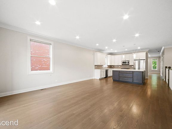 5th image of 1513 W Diversey Pkwy #11592842