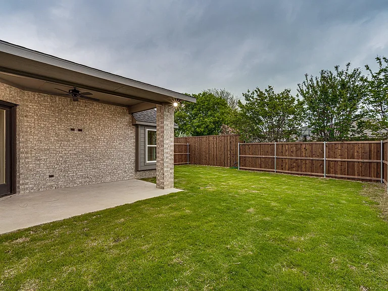 8247 Heritage Glen Dr #1 — Photo 30