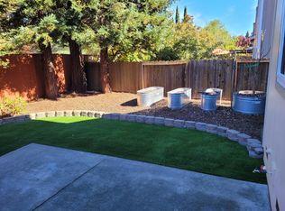 243 Wikiup Meadows Dr, Santa Rosa, CA 95403