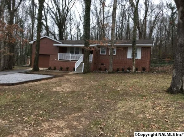 10100 Todd Mill Rd SE, Huntsville, AL 35803