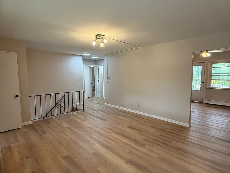 2710 South Rd #A6 — Photo 2