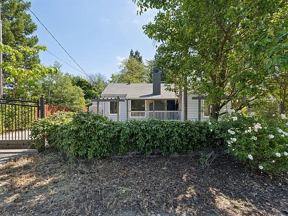 2nd image of 2312 Garfield Ave