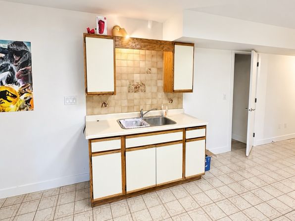 2 bedroom rental in Burnaby — photo 7