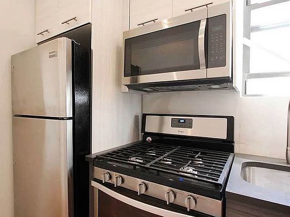 2nd image of 344 Marion St #3F
