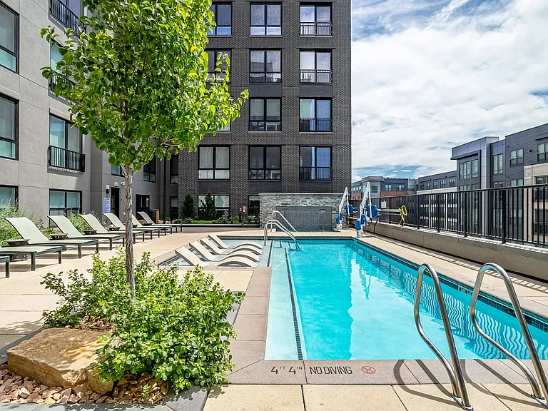 Oso Apartments — Photo 14