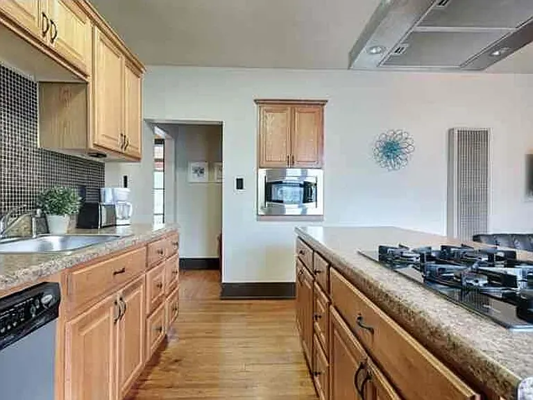 1520 Enfield Rd #C — Photo 3