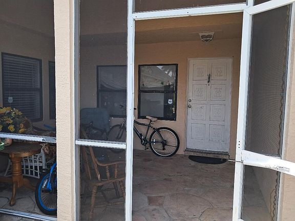 3rd image of 441 SW Todd Avenue