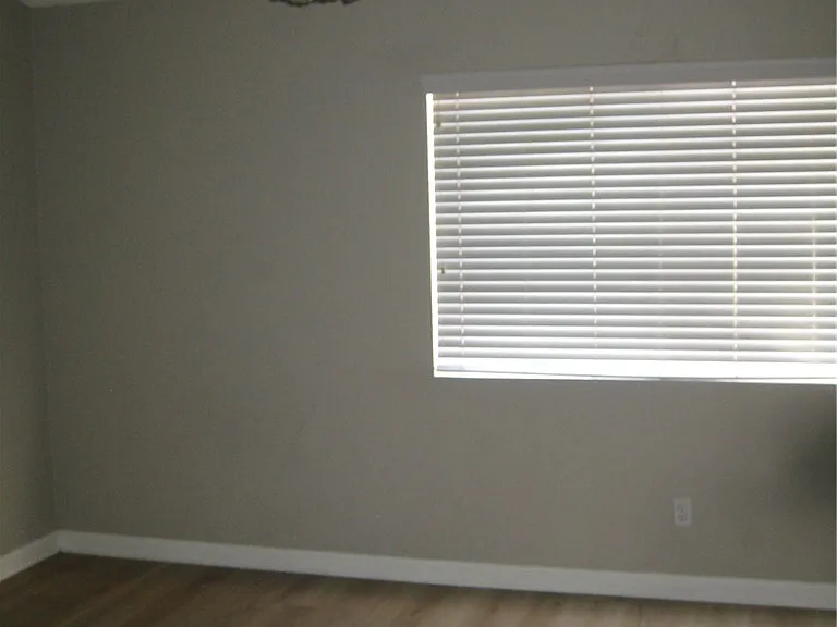 1709 Steamboat Dr — Photo 13