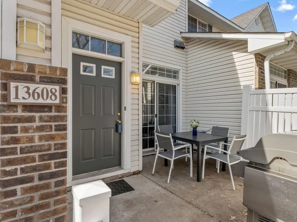 13608 Carmody Dr, Eden Prairie, MN 55344