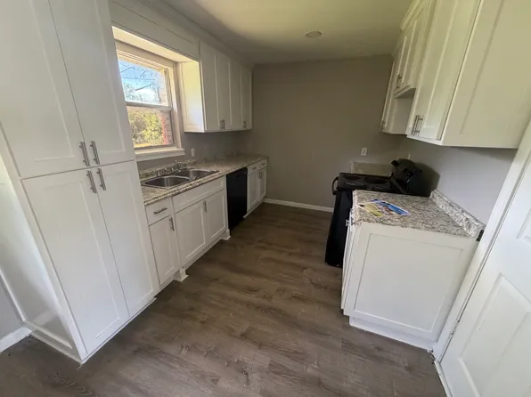 3901 Hiland Dr, Waco, TX 76711