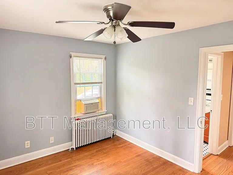 8401 Greenwood Ave #3 — Photo 65