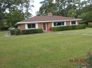 1911 Denton Rd, Dothan, AL 36303