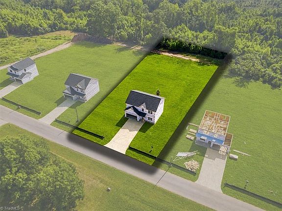 3rd image of 1877 Dockery Rd