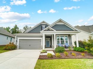 1033 Eddisbury Cv, Waxhaw, NC 28173