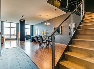 601 E Ogden Ave #1002, Milwaukee, WI 53202