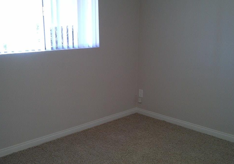 1st image of 211 W 13th Ave
