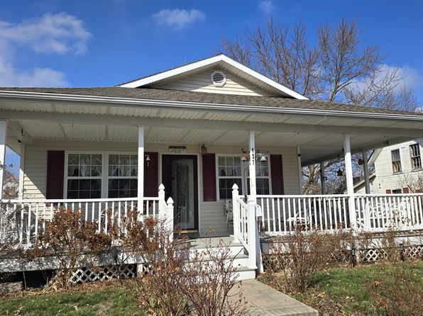 427 Mechanic St