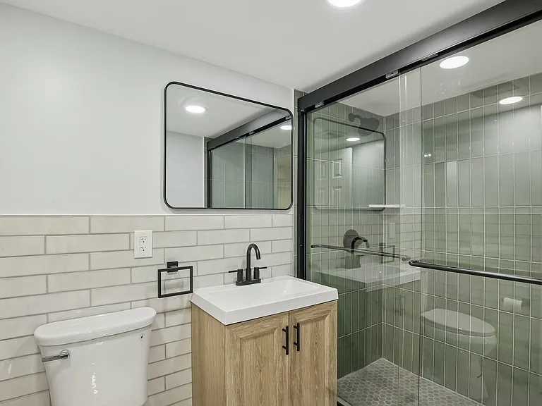 4 Lincoln Pl — Photo 33