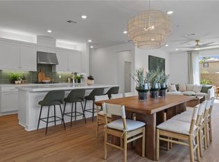 422 Checkerbloom Ln, Santa Paula, CA 93060