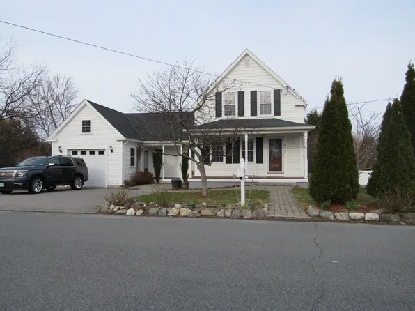 673 Prospect St, Methuen, MA 01844